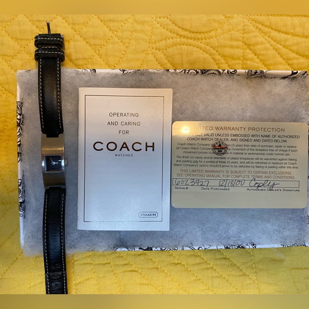 EUC -Vintage Coach Stainless Steel Women's Watch, Black Leather Band, 0169 model - Picture 2 of 9